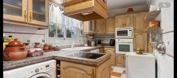 Casa de 3 dormitorios en Marbella, Spain No. 180792 17