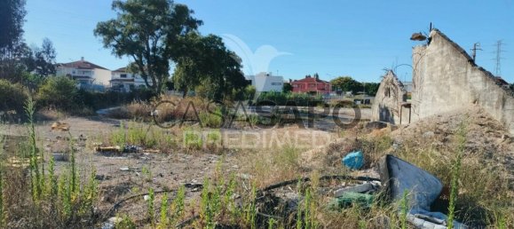 Land in Quarteira, Portugal No. 190597 14