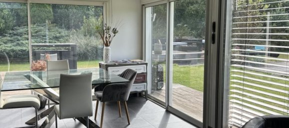 Замки и поместья с 4 спальнями в Доммартен-ле-Ремирмон, Франция № 211202 23