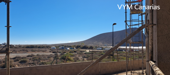 2 bedrooms Apartment in El Medano, Spain No. 16008 3