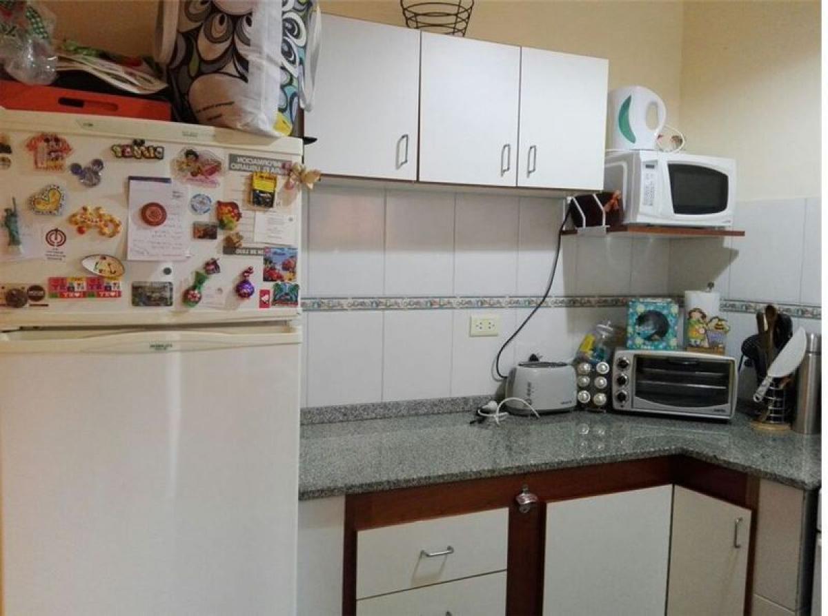 2 bedrooms House in Buenos Aires, Argentina No. 97143