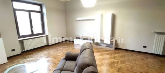 3 bedrooms Apartment in Tortona, Italy No. 355993 5
