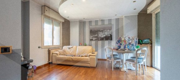 5 rooms Villa in Ciampino, Italy No. 29332 7