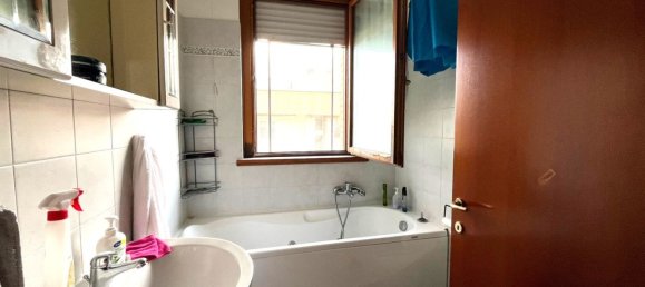 3 rooms Penthouse in Rome, Italy No. 22169 12