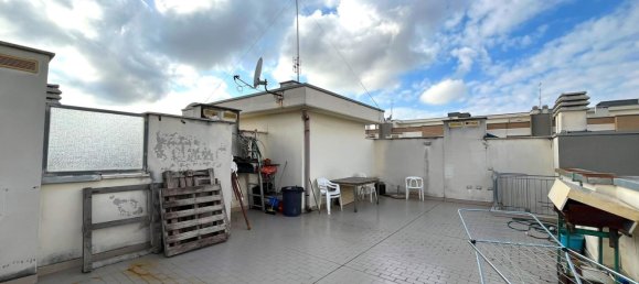 3 rooms Penthouse in Rome, Italy No. 22169 15