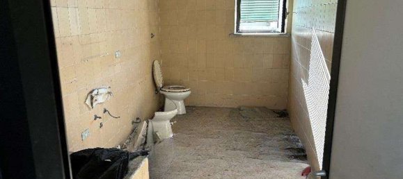 8 bedrooms Apartment in Lucca, Italy No. 311009 17