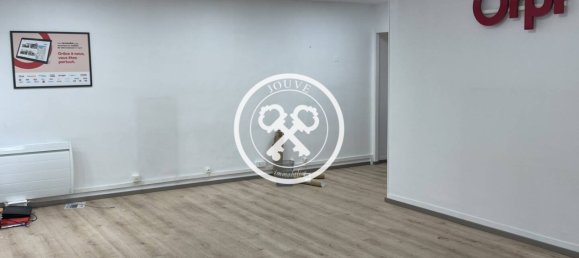Büro in Troyes, France 44m², Nr. 64613 4
