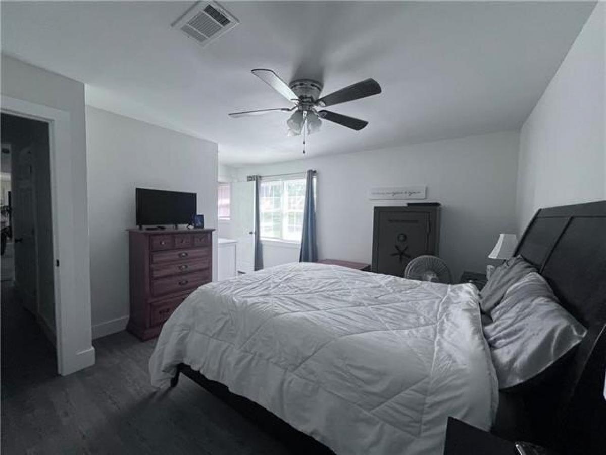 3 bedrooms House in Pineville, USA No. 374184