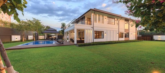 5 bedrooms House in Chiang Mai, Thailand No. 27044 2