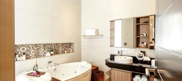 5 bedrooms House in Chiang Mai, Thailand No. 27044 22