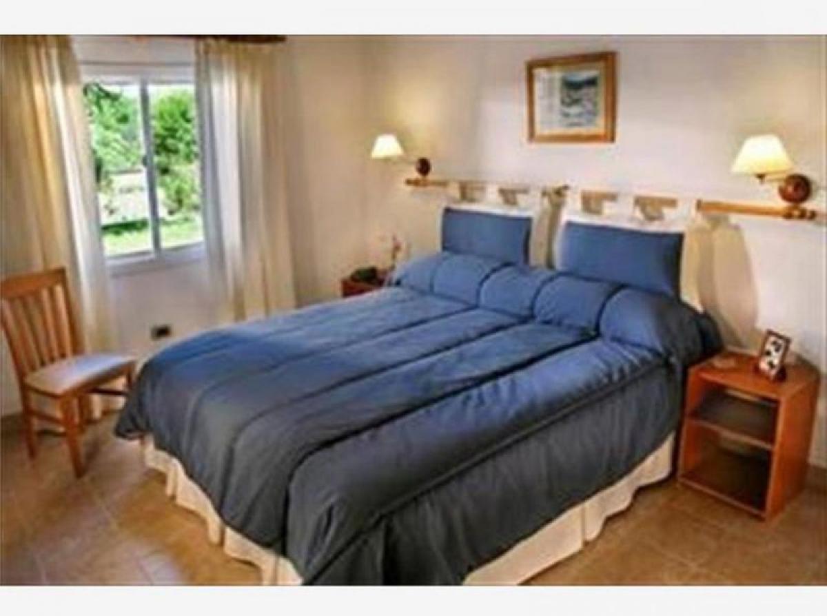 1200m² Hotel in Cordoba, Argentina No. 26742