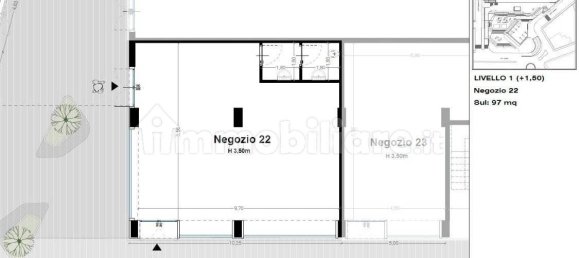 Propiedad comercial de 1 habitación en Lecce, Italy No. 95334 2