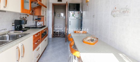 2 Schlafzimmer Wohnung in Bresso, Italy, Nr. 327564 5