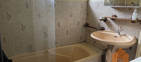 2 bedrooms House in Frunce, France No. 66409 9