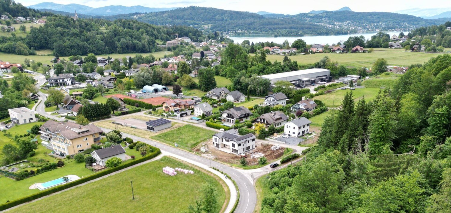  Land in Maria Worth, Austria No. 236196