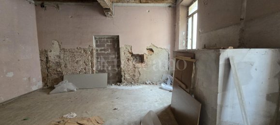 3-Zimmer Lagerhaus in Mantua, Italy, Nr. 331956 2