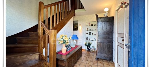 Casa de 5 dormitorios en Malguenac, France No. 202609 15