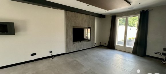 6 bedrooms House in Thorigny-sur-Marne, France No. 291314 3