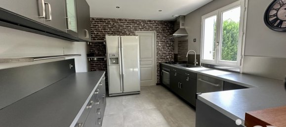 6 bedrooms House in Thorigny-sur-Marne, France No. 291314 4