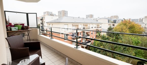 3 chambres Appartement à Les Lilas, France No. 173561 2