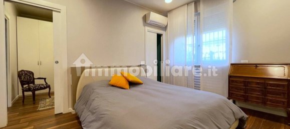 4 غرف نوم فيلا في Cairate, Italy رقم 16313 36