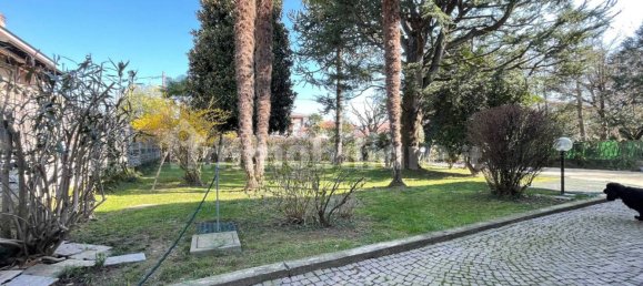 4 غرف نوم فيلا في Cairate, Italy رقم 16313 4