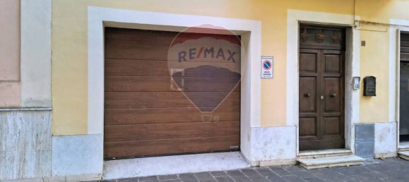 3 bedrooms House in Assisi, Italy No. 50321 4