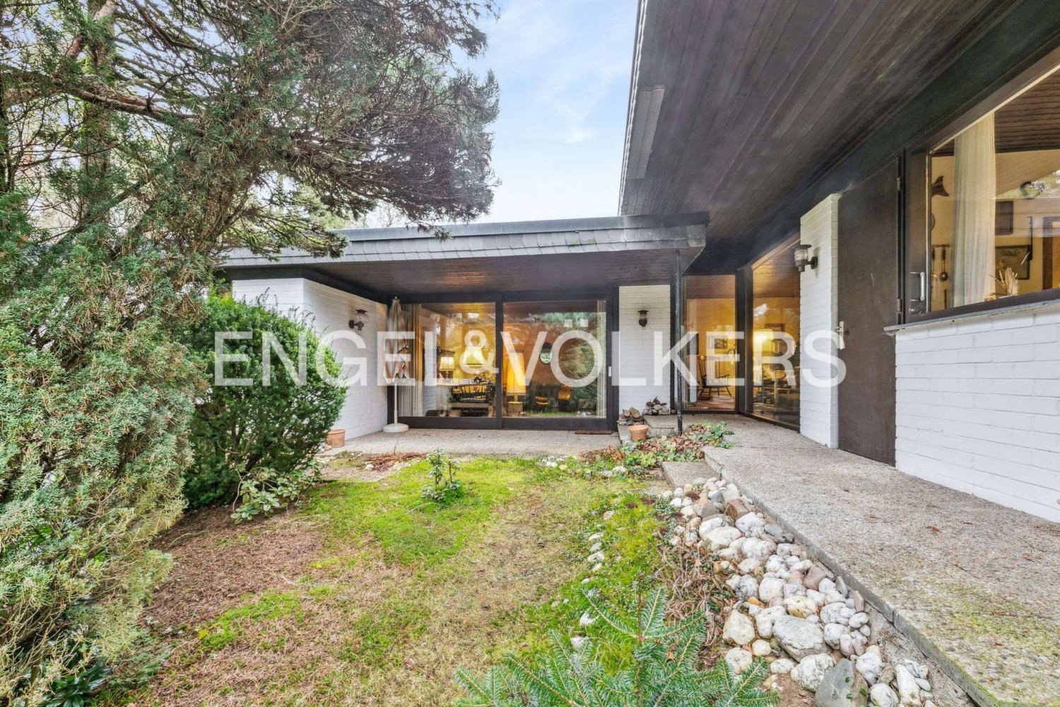 Bungalow T4 em Rosrath, Germany N.º 107745