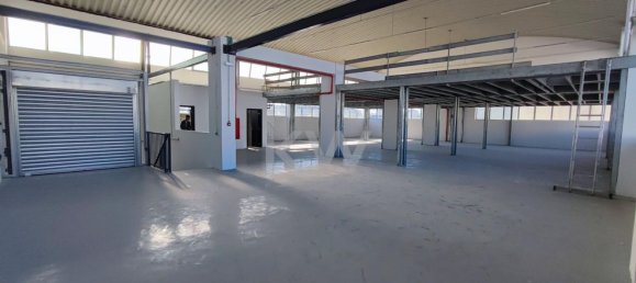 493m² Warehouse in Loures, Portugal No. 88288 6