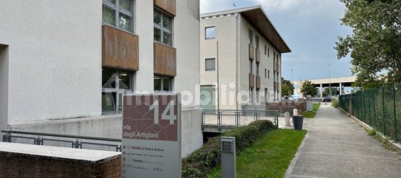 Oficina de 1 habitación en Padua, Italy No. 178599 11