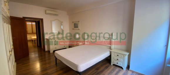 4-salle Appartement à Livorno, Italy No. 80309 17