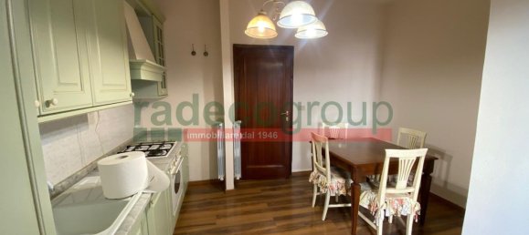 4-salle Appartement à Livorno, Italy No. 80309 14