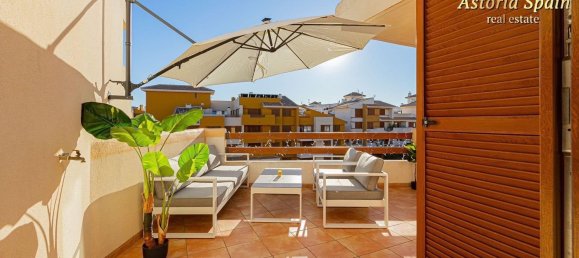 2 bedrooms Penthouse in Alicante, Spain No. 152302 9