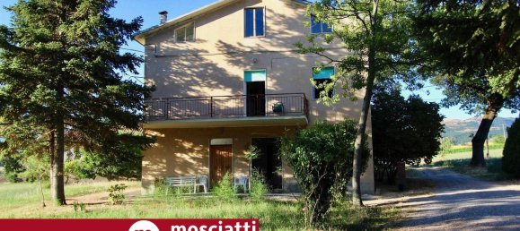 3-Zimmer Haus in Matelica, Italy, Nr. 79411 6