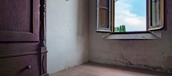 8-Zimmer Haus in Ravenna, Italy, Nr. 213654 5