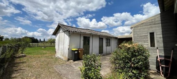 2 bedrooms House in Villemandeur, France No. 306933 9