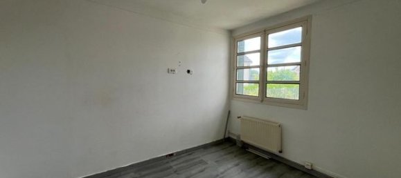 2 bedrooms House in Villemandeur, France No. 306933 7