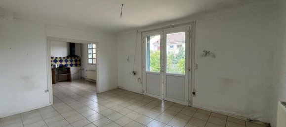 2 bedrooms House in Villemandeur, France No. 306933 3