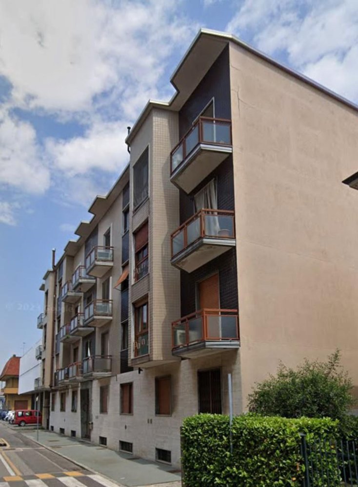 2غرفة شقة في Cornaredo, Italy رقم 187514