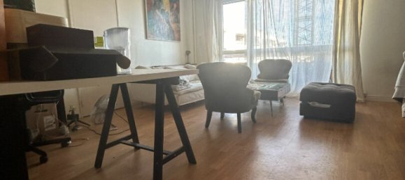 Apartamento de 3 dormitorios en Orleans, France No. 232156 2