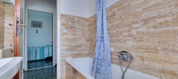 7 rooms Apartment in Camaiore, Italy No. 209043 21