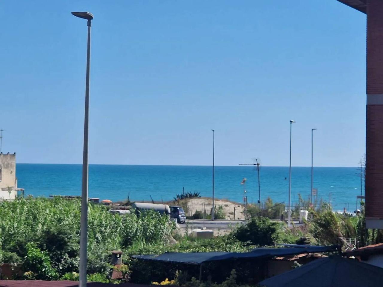 5 rooms Apartment in Pomezia, Italy No. 141822