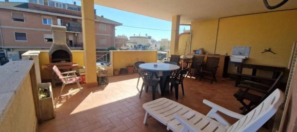 5 rooms Apartment in Pomezia, Italy No. 141822 2