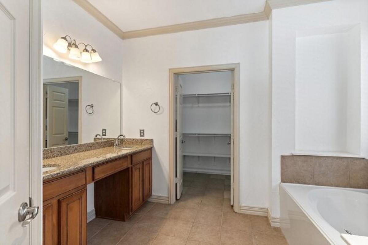 Casa T5 em Lake Dallas, USA N.º 373949