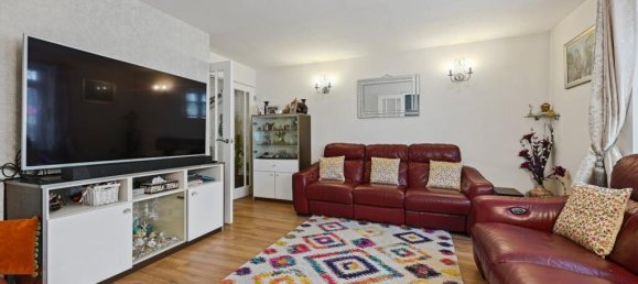 3 bedrooms House in Watford, United Kingdom No. 13461 2