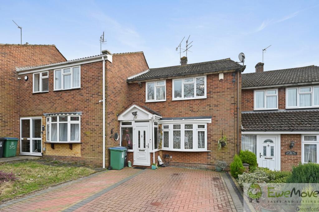 3 bedrooms House in Watford, United Kingdom No. 13461