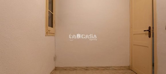 3 bedrooms Apartment in Eixample, Spain No. 187622 3