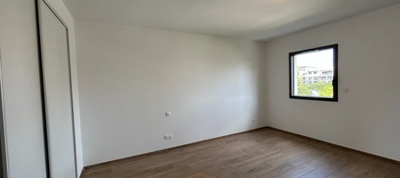 2 chambres Appartement à Montélimar, France No. 288514 5