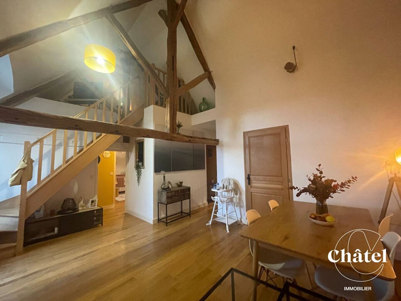 Дуплекс с 2 спальнями в Санлис, Франция № 48510