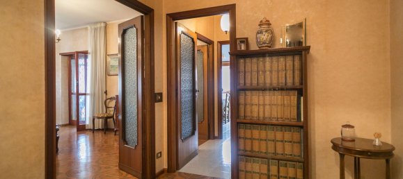 4 rooms Apartment in Rome, Italy No. 71138 8